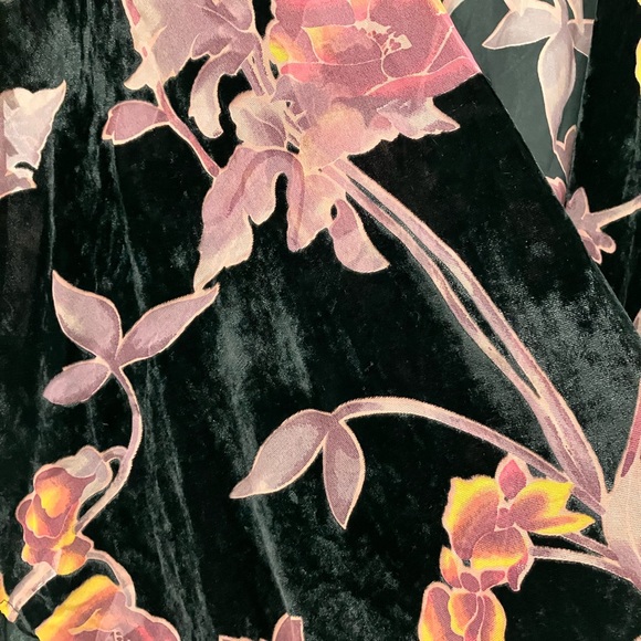 Say What Kimono wrap with fringe - Picture 5 of 6